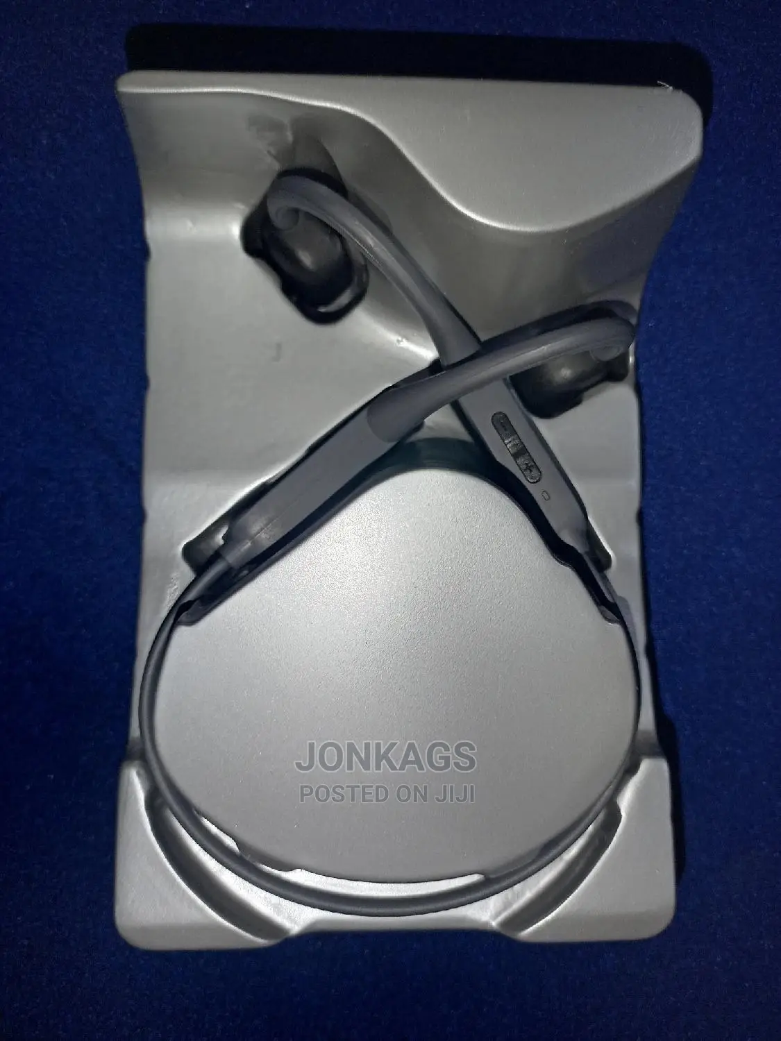 Open-Ended Sports Headphones, Bone Conduction