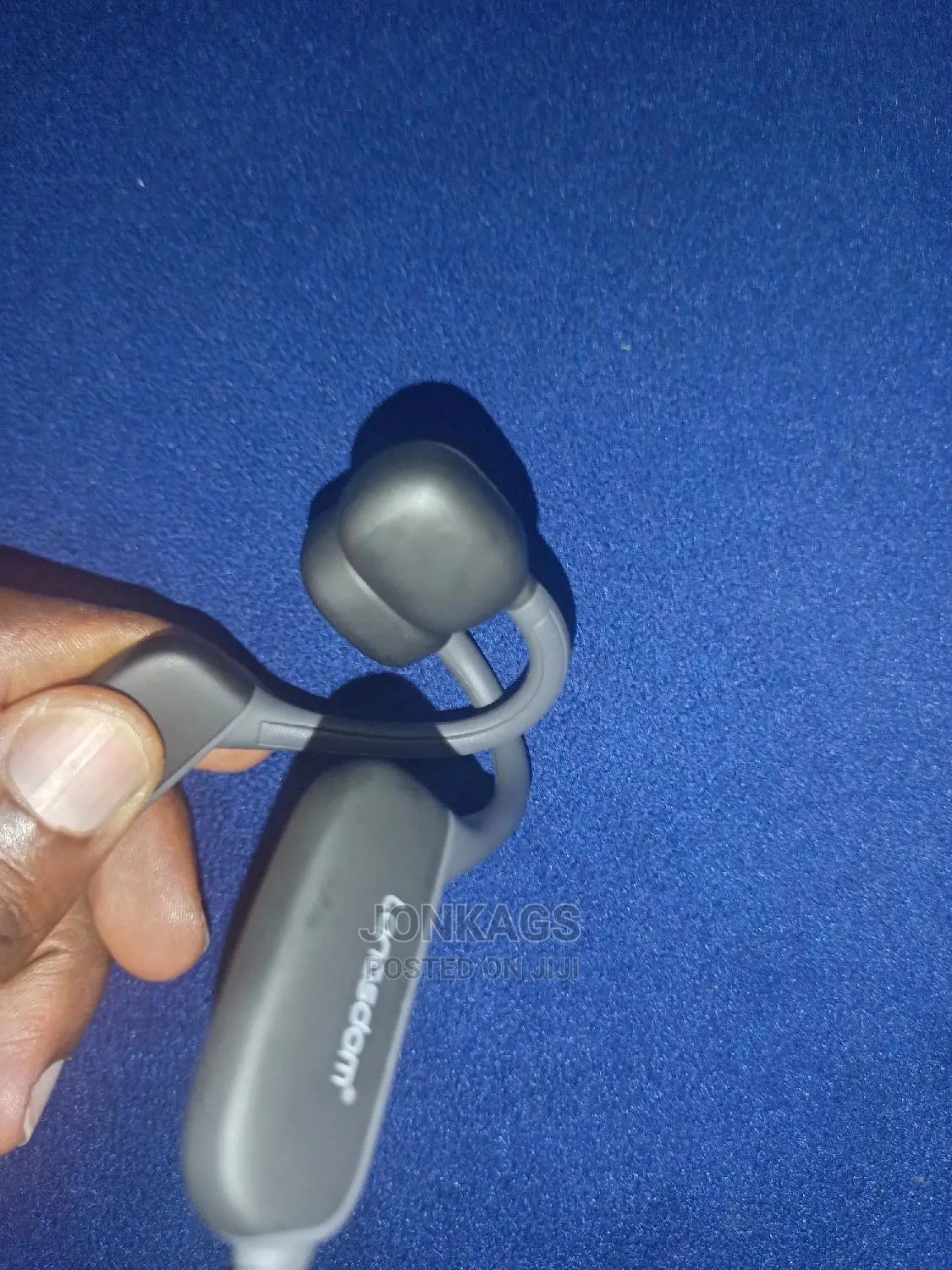 Open-Ended Sports Headphones, Bone Conduction