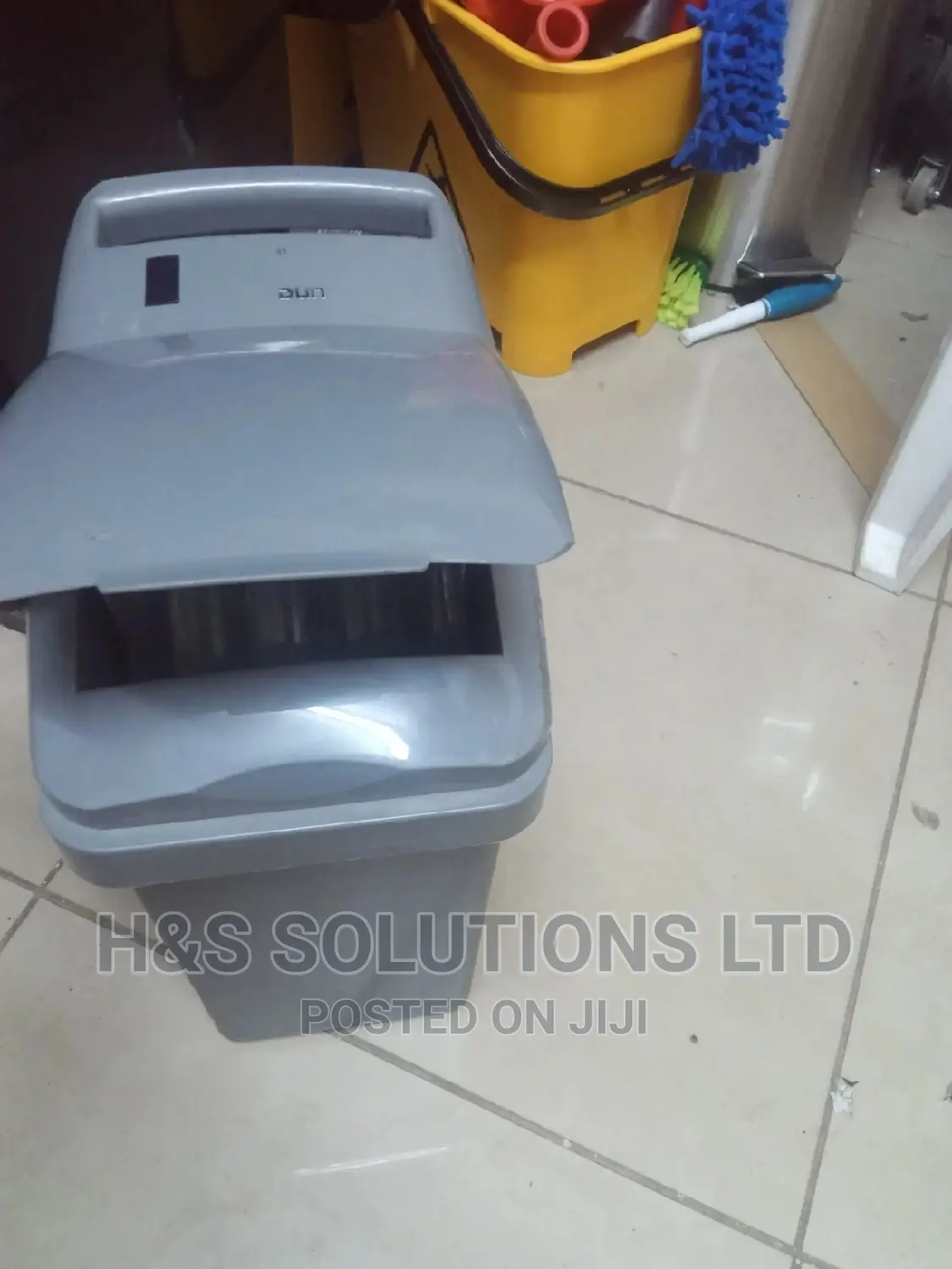 Automatic Sanitary Bin
