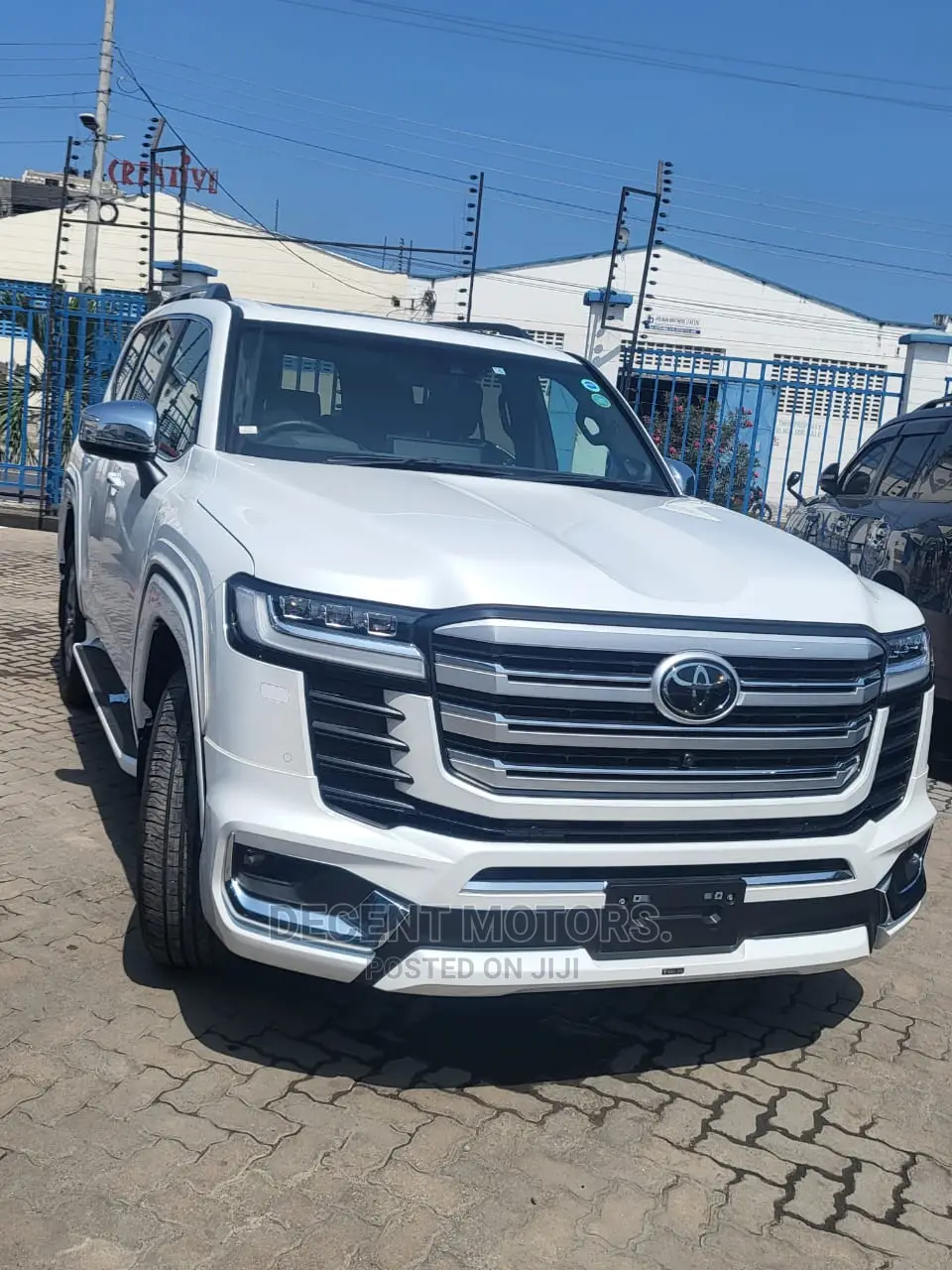Toyota Land Cruiser 3.5 Petrol 4WD 2022 White