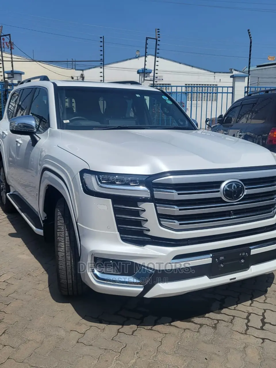 Toyota Land Cruiser 3.5 Petrol 4WD 2022 White