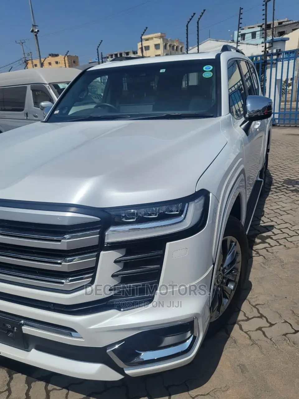 Toyota Land Cruiser 3.5 Petrol 4WD 2022 White