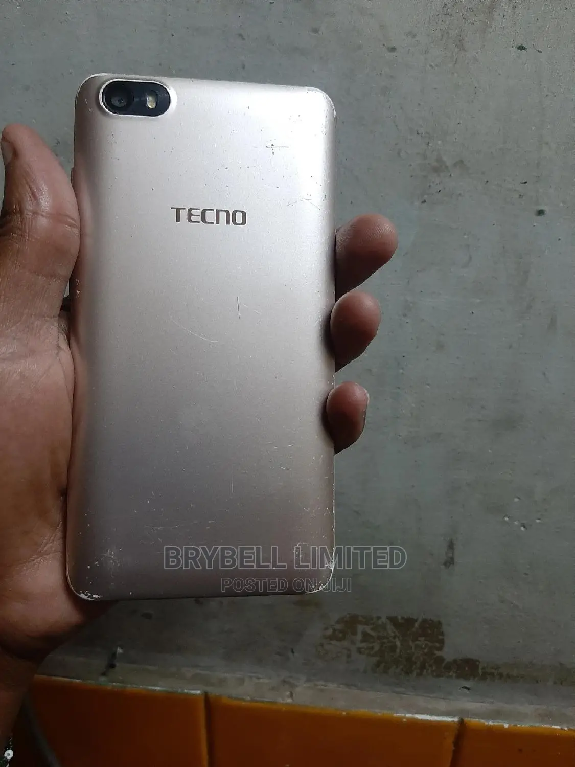 Tecno F1 8 GB Gold