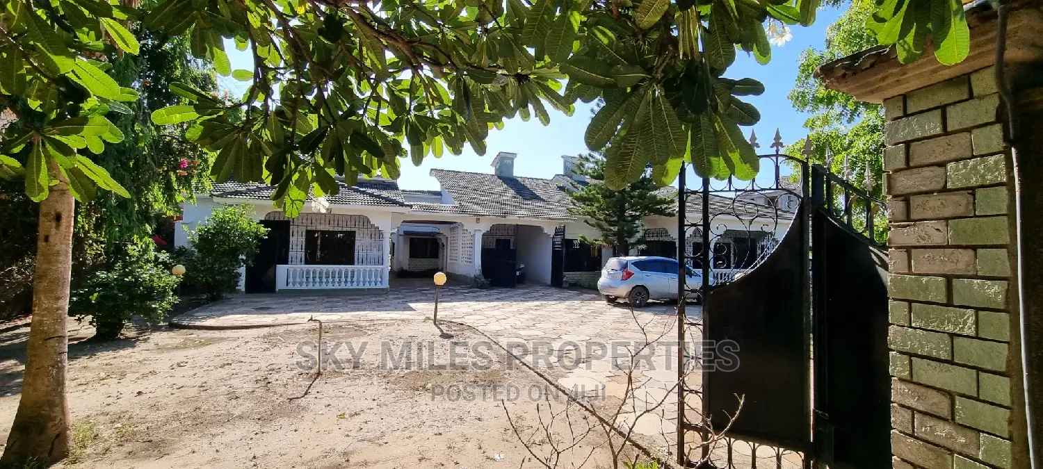 4bdrm Villa in Serena Pride Inn, Shanzu for Sale