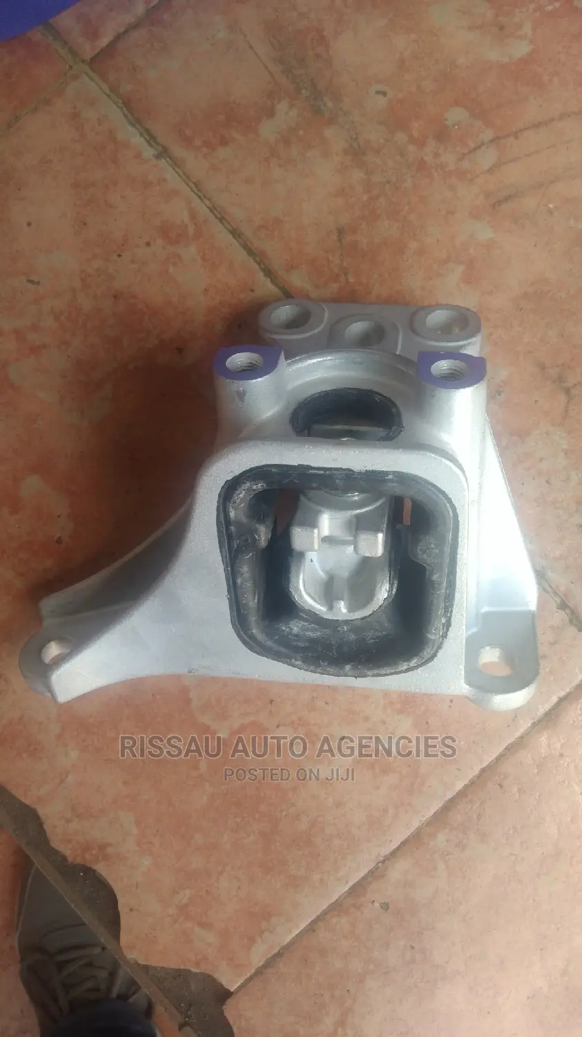 Honda Stream Crossroad Gear Box Mounting