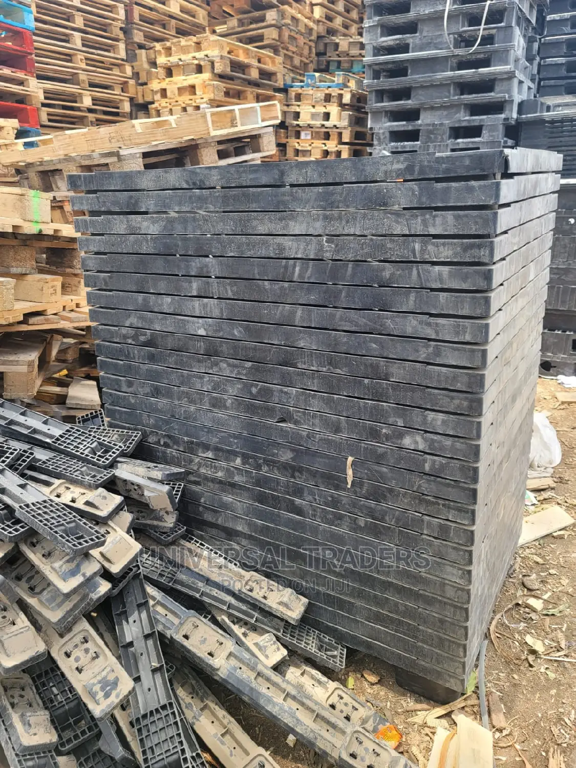 Plastic Pallets - Stackable