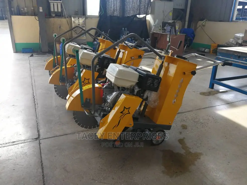 For Hire: Concrete/ Asphalt Cutter With Operator