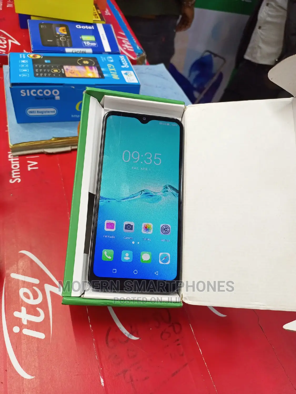 Mobile Phone 8 GB Gray