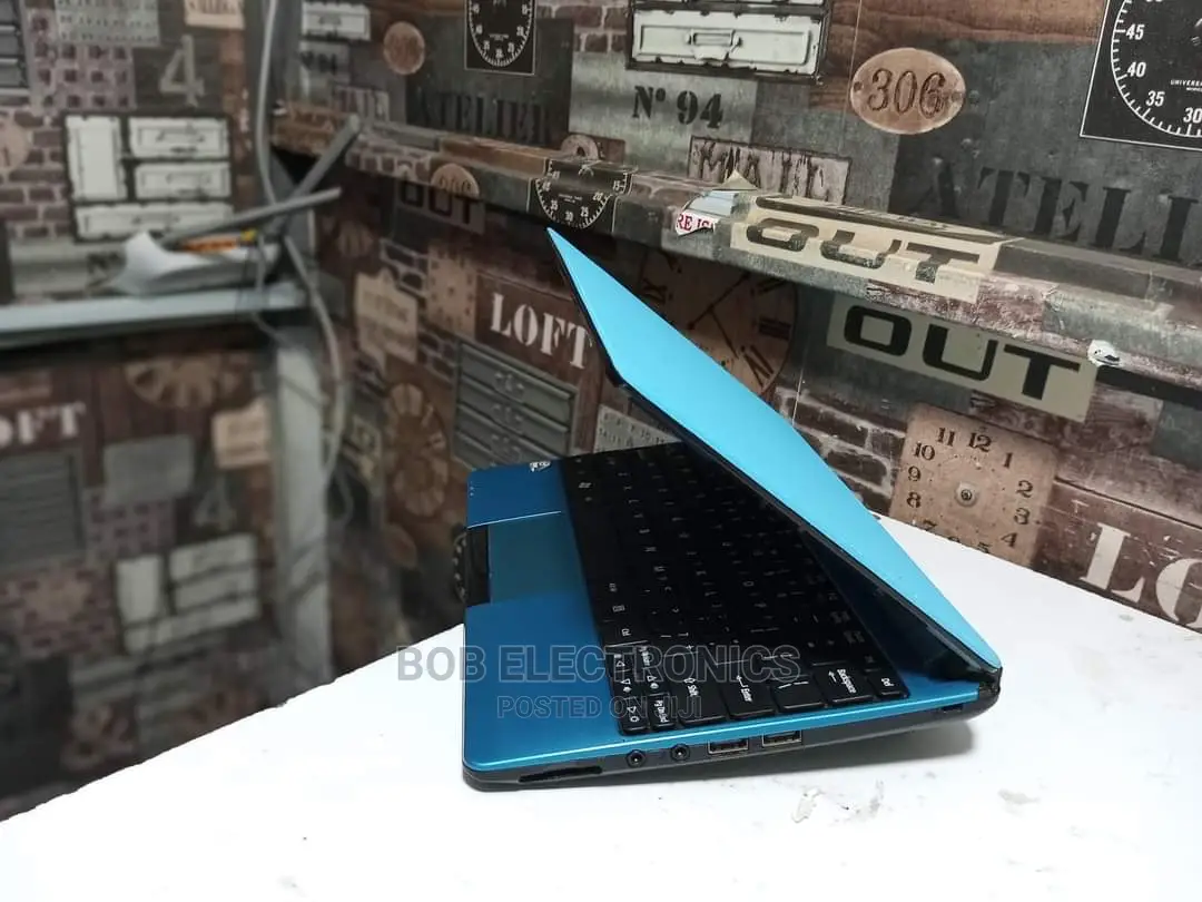 Laptop Acer Aspire 1 2GB Intel Celeron HDD 160GB