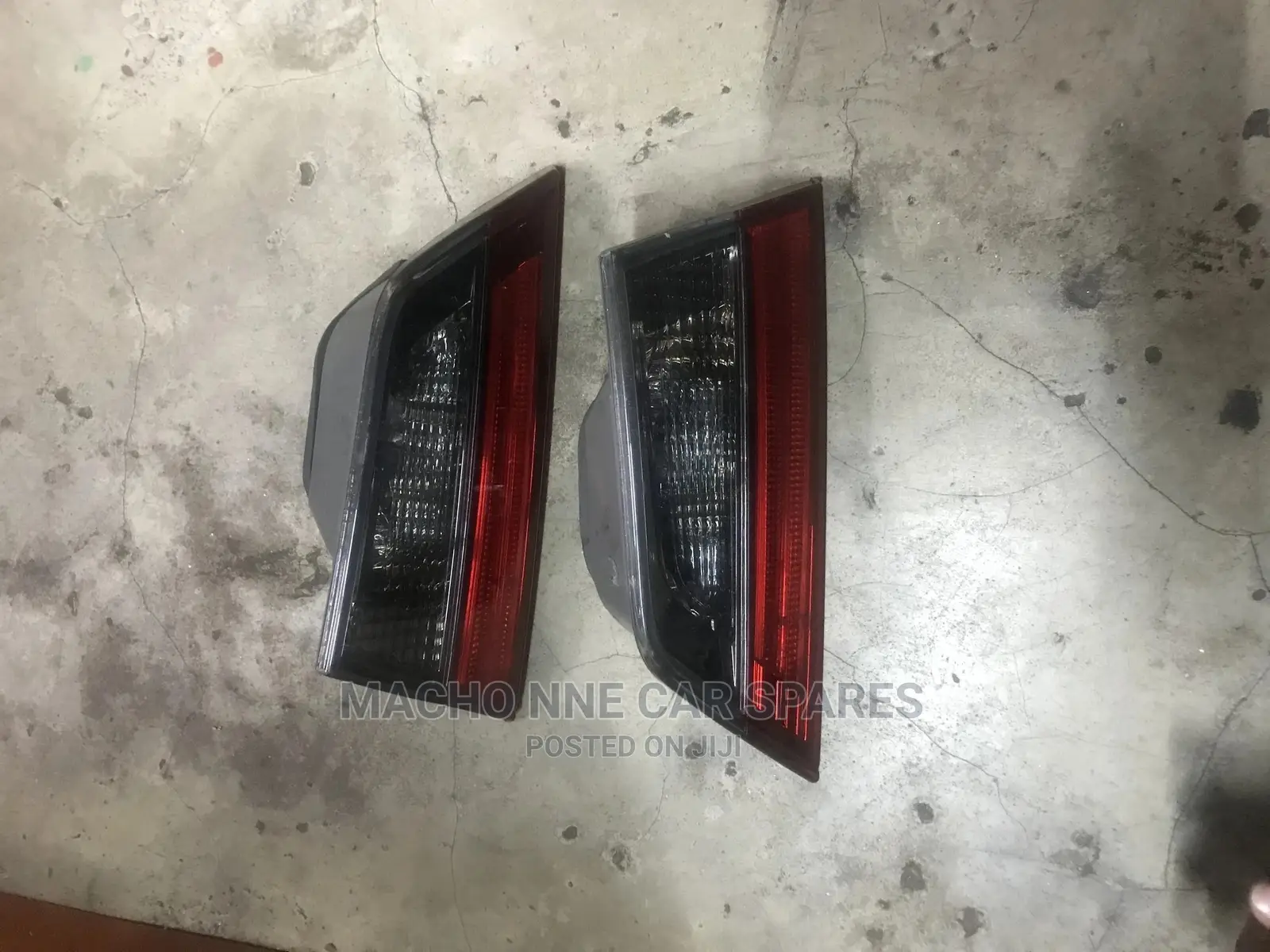 Toyota Mark X 2014 Boot-Light