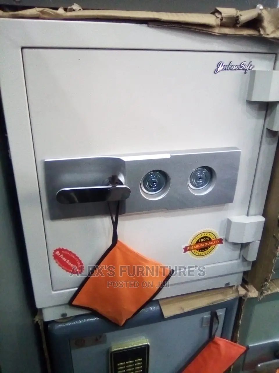 Safe Box 570