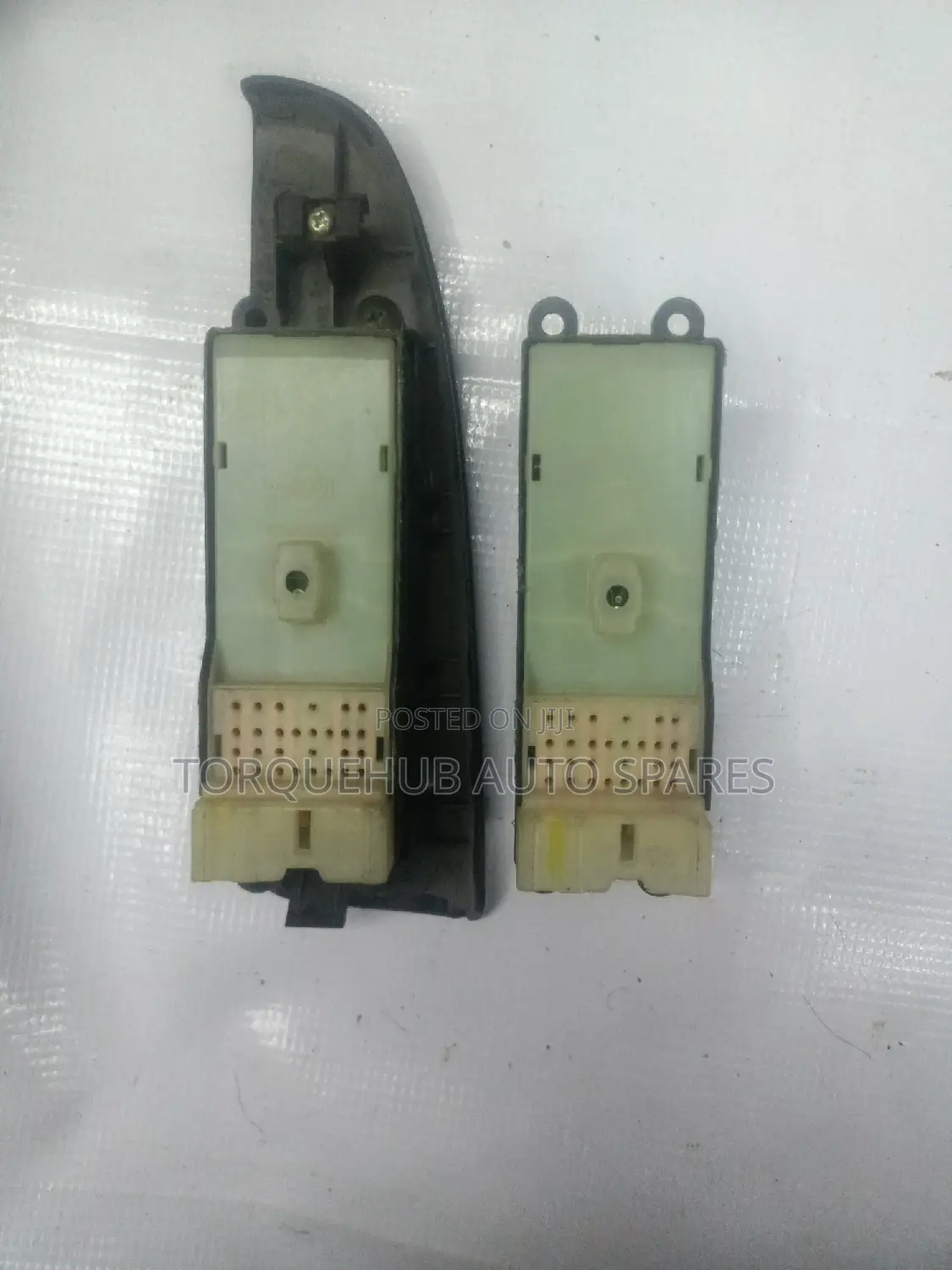 Nissan B14 Main Door Switch