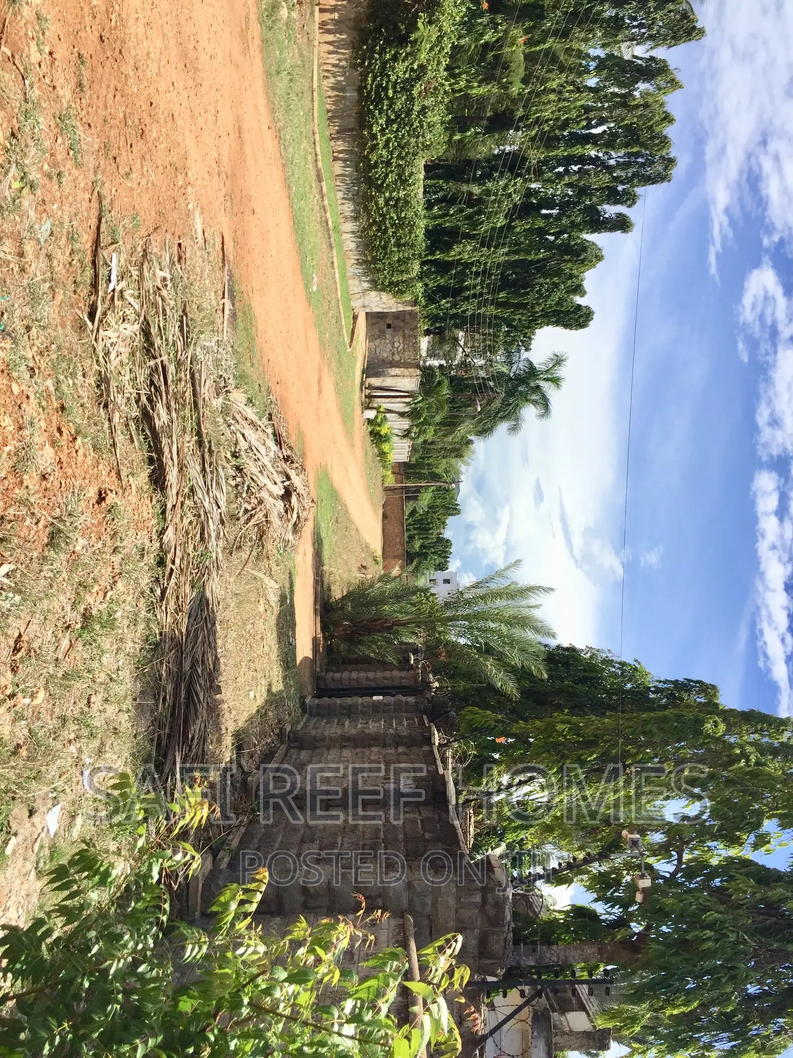 3/4 of Acre for Sale Inside the Estate Nyali