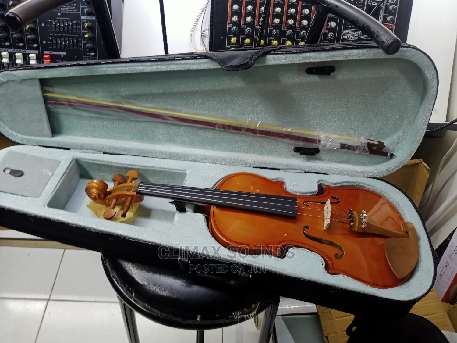 Maple Leaf Violin Craft Wood