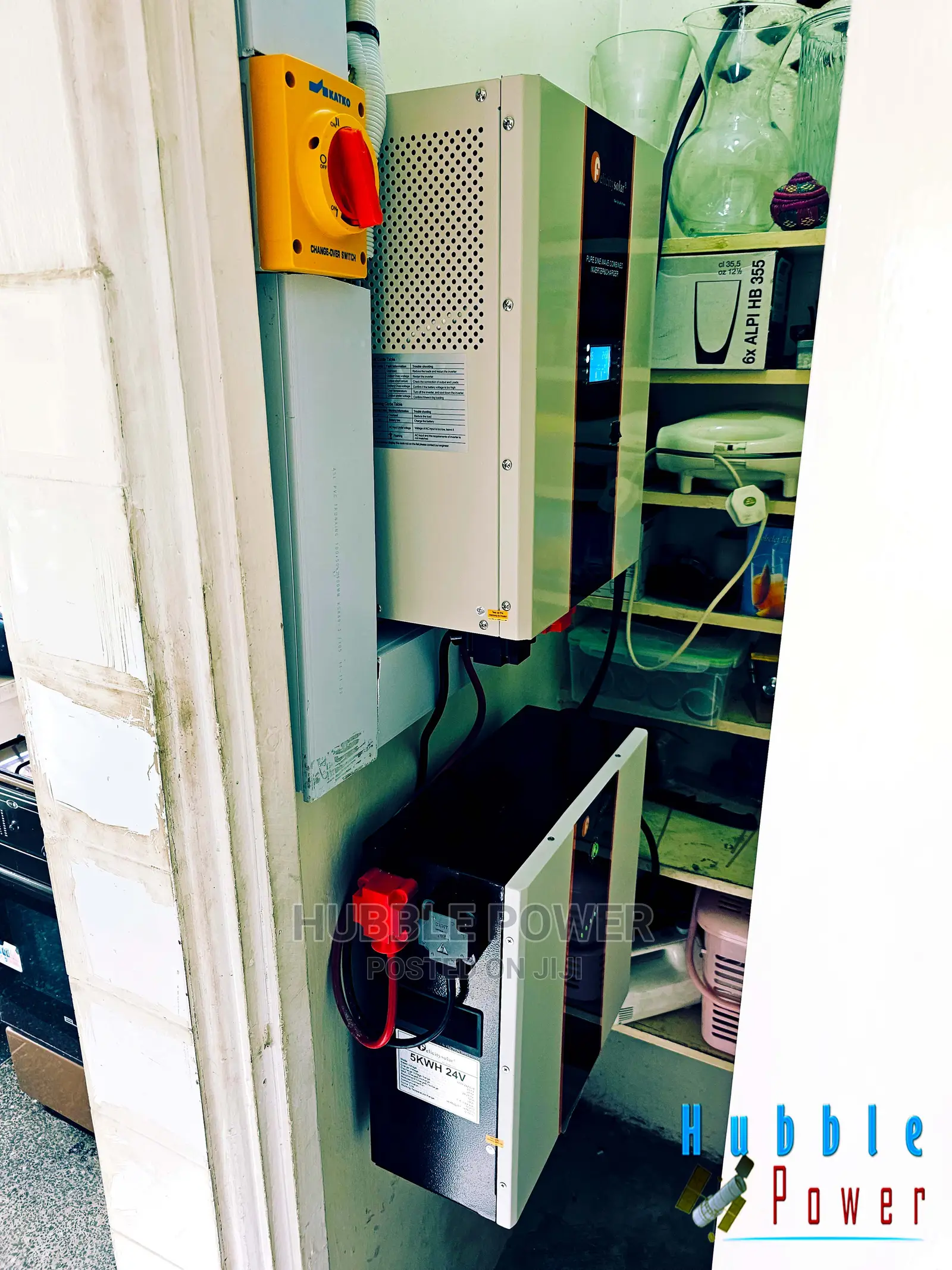 Back-Up Storage With Hybrid Inverter Charger Pure Sine Wave