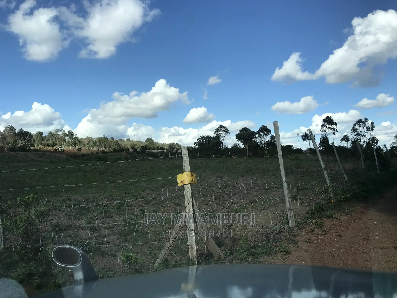 1 Acre Touching Tarmac Mua Hills