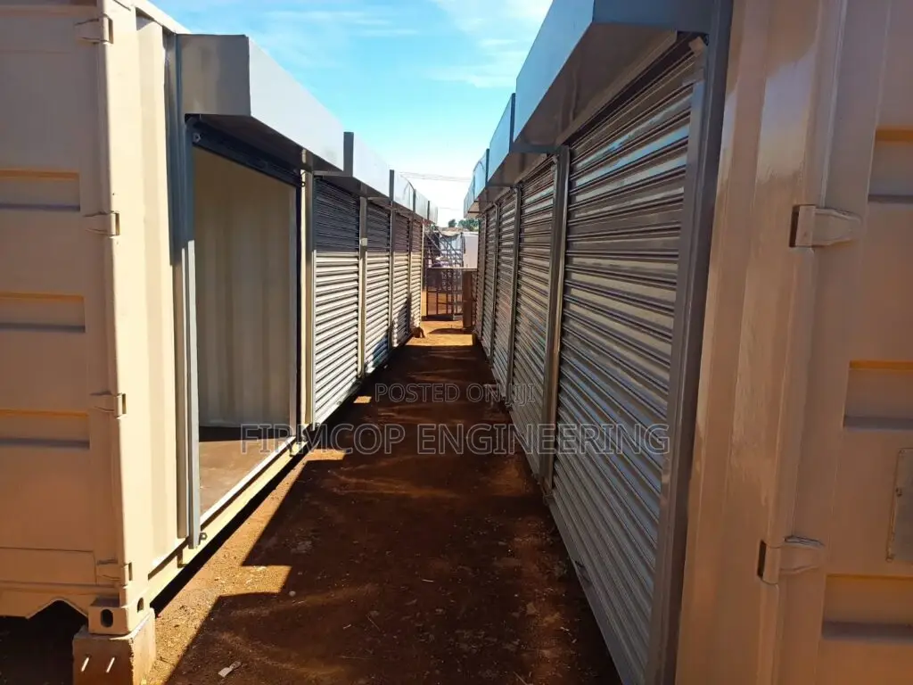 40ft Shipping Container Stalls - 5 Door