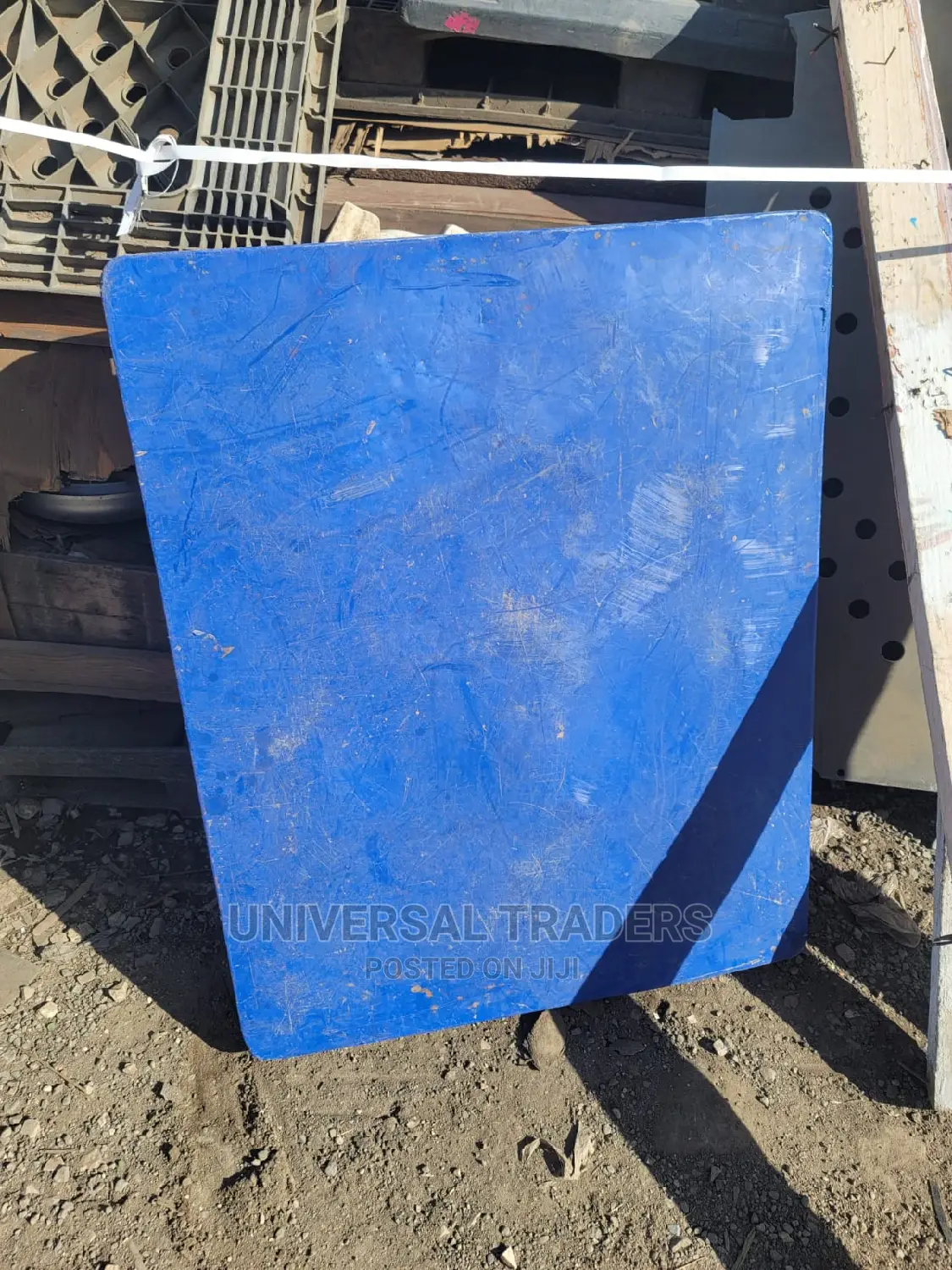 Flat Blue Plastic Pallets