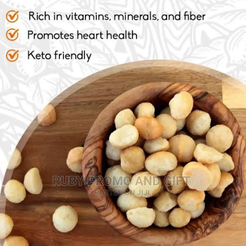 Roasted Salted Macadamia Nuts