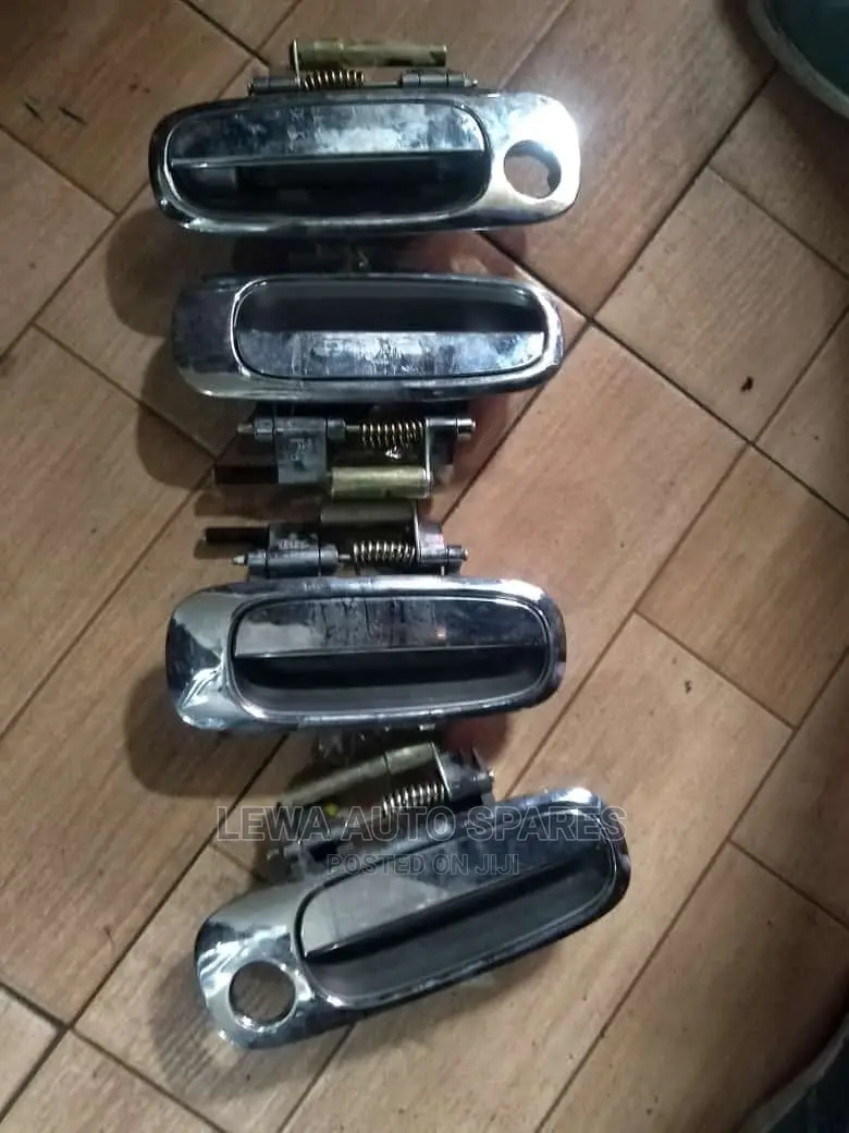 Outer Handles Crown,Toyota Premio