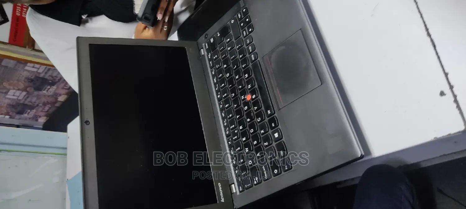 Laptop Lenovo ThinkPad X240 4GB Intel Core I5 HDD 500GB