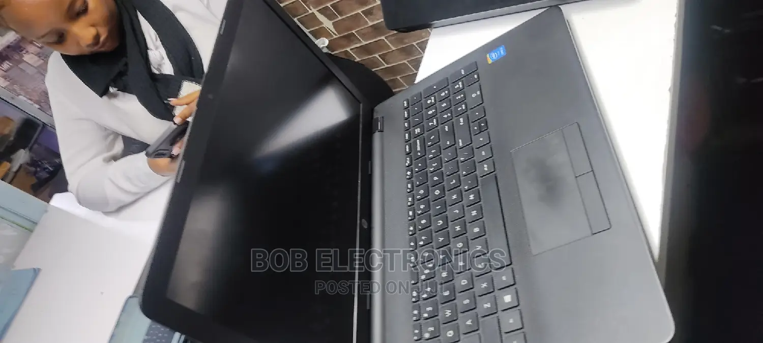 Laptop HP Compaq NX6325 4GB Intel Celeron HDD 320GB