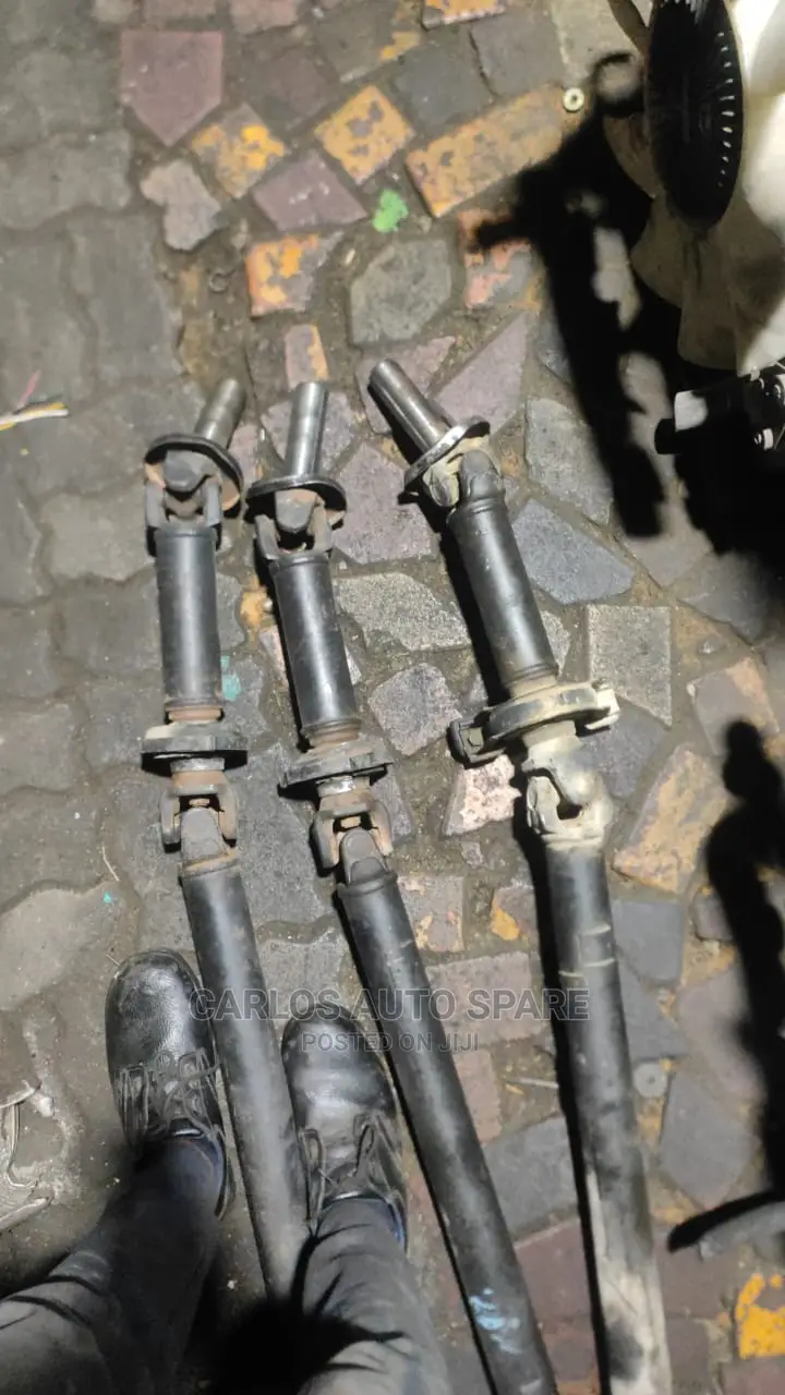Propeller Shaft Nissan Handbody