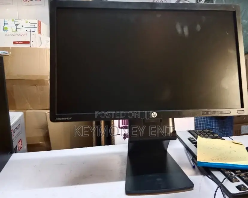 HP Pro Display P222va 22 Inches With Display Port