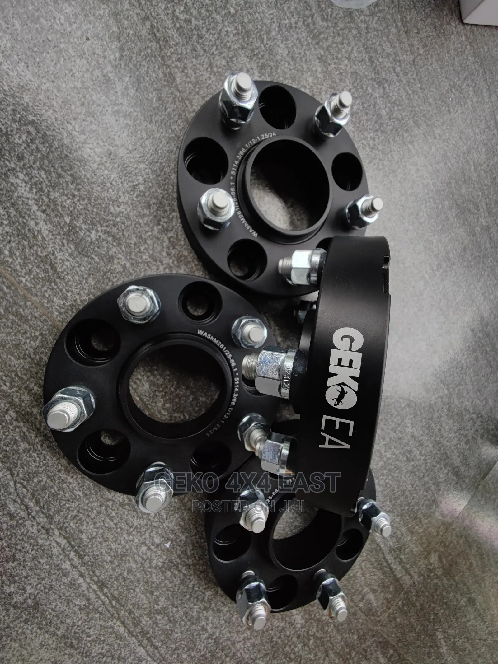 Nissan Wheel Spacers 5x114.3_66._25mm