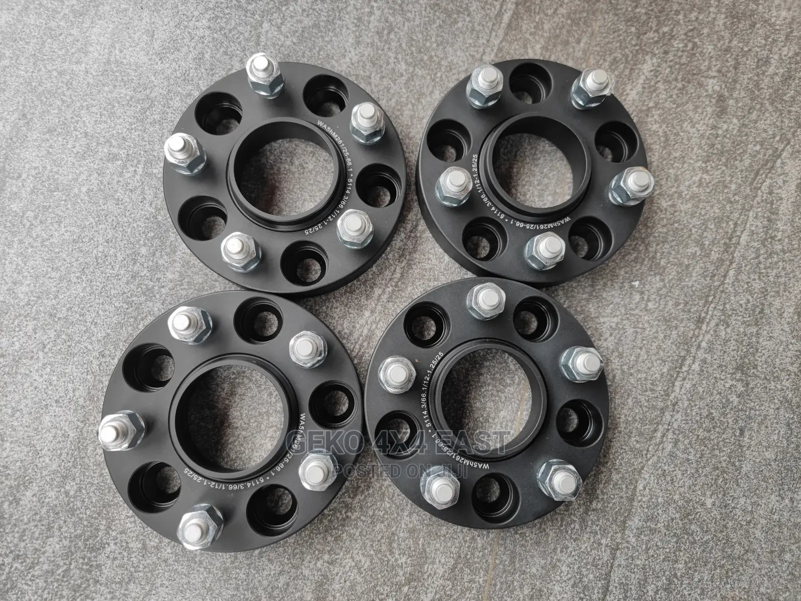 Nissan Wheel Spacers 5x114.3_66._25mm