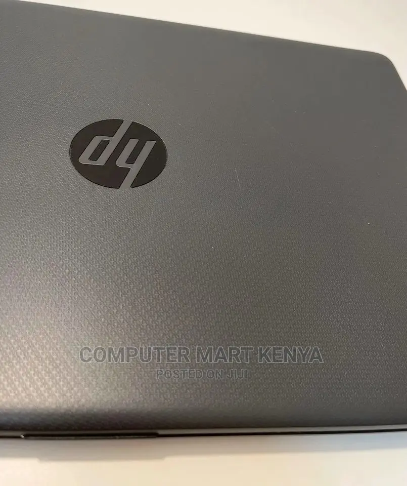 New Laptop HP 250 G8 16GB Intel Core i7 SSD 512GB