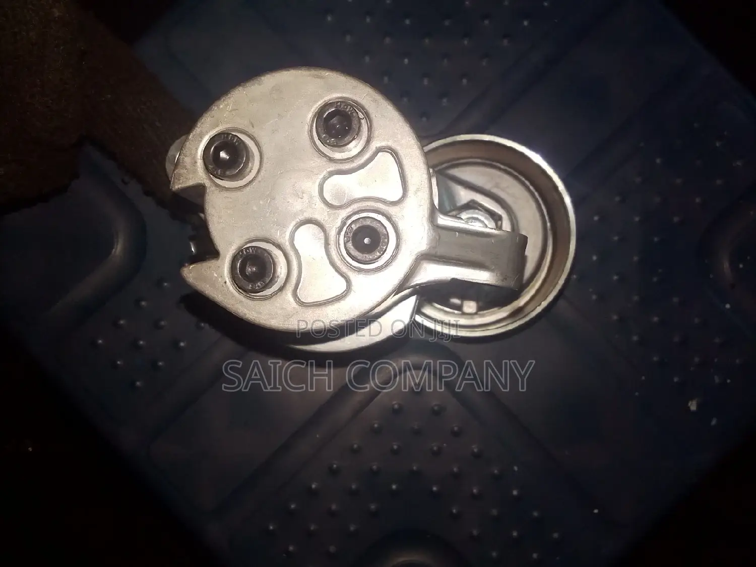 HR15 4wd Belt Tensioner