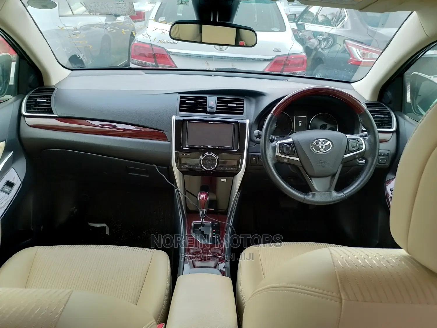 Toyota Premio 1.8 AWD 2015 Black