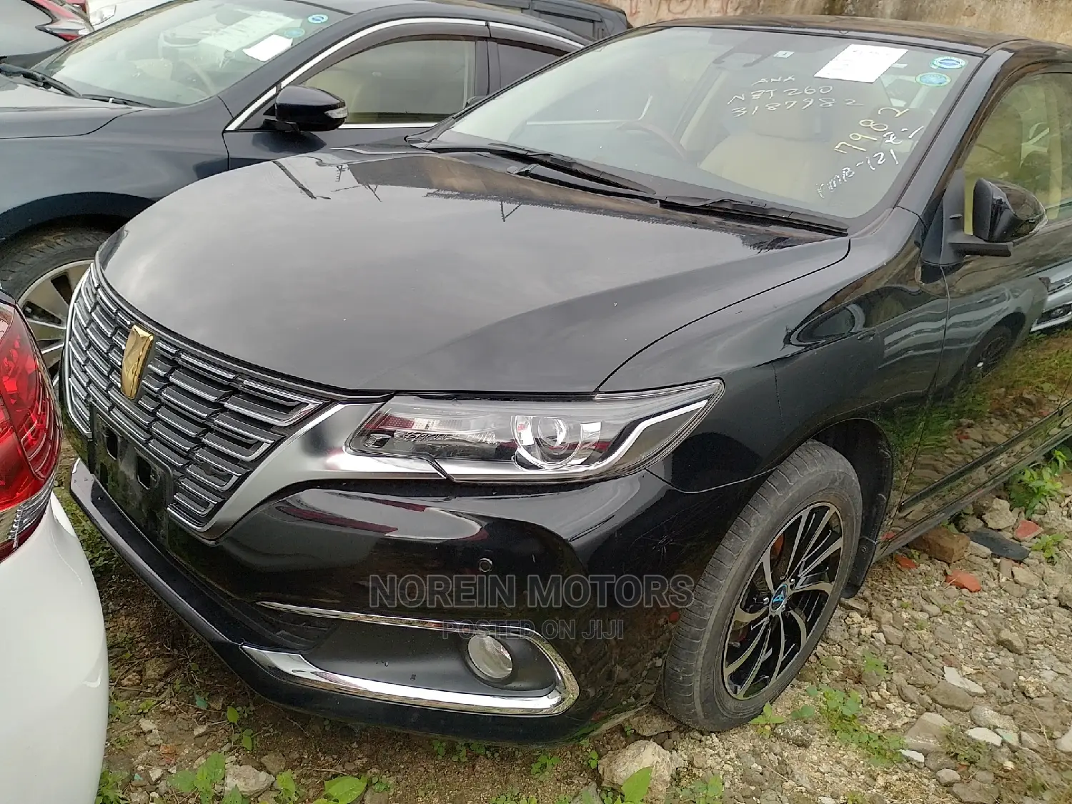 Toyota Premio 1.8 AWD 2015 Black