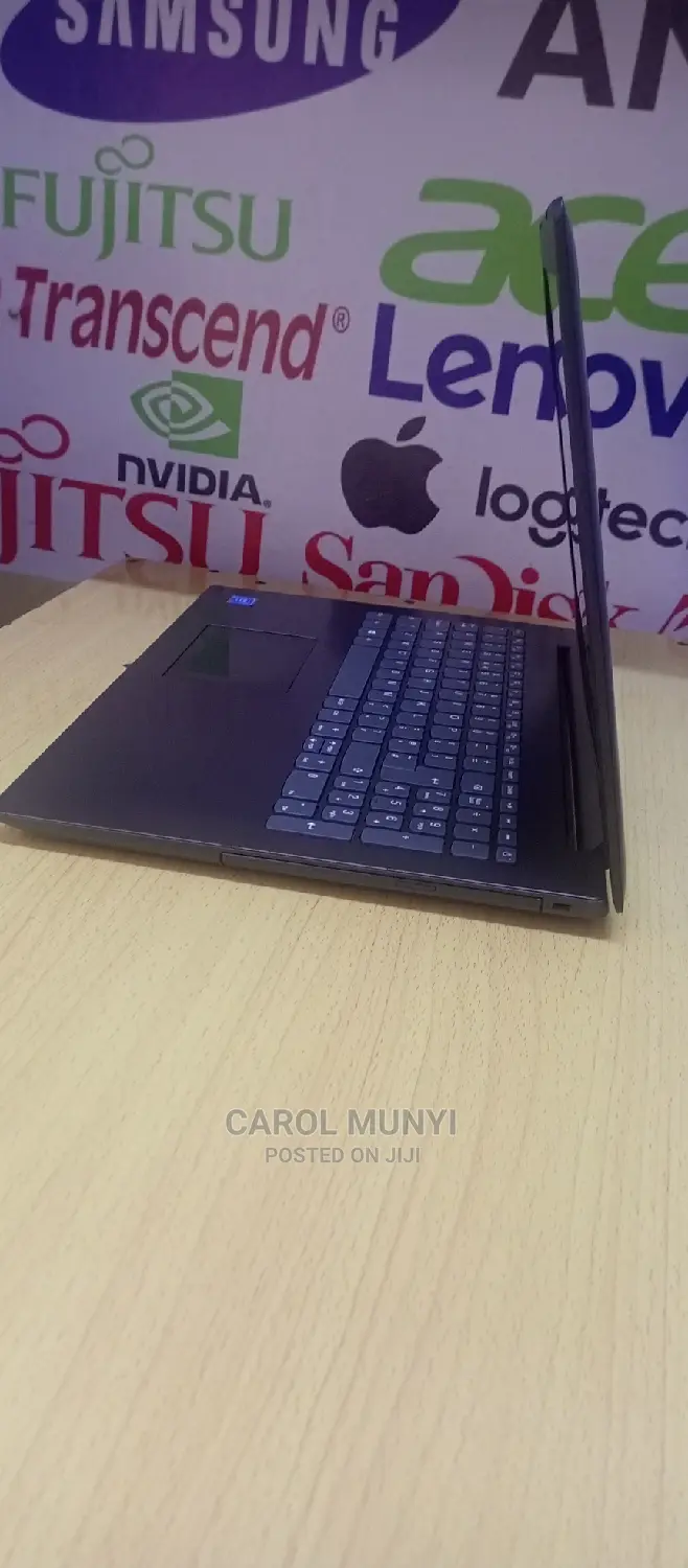 Laptop Lenovo IdeaPad 330S 4GB Intel Celeron HDD 500GB