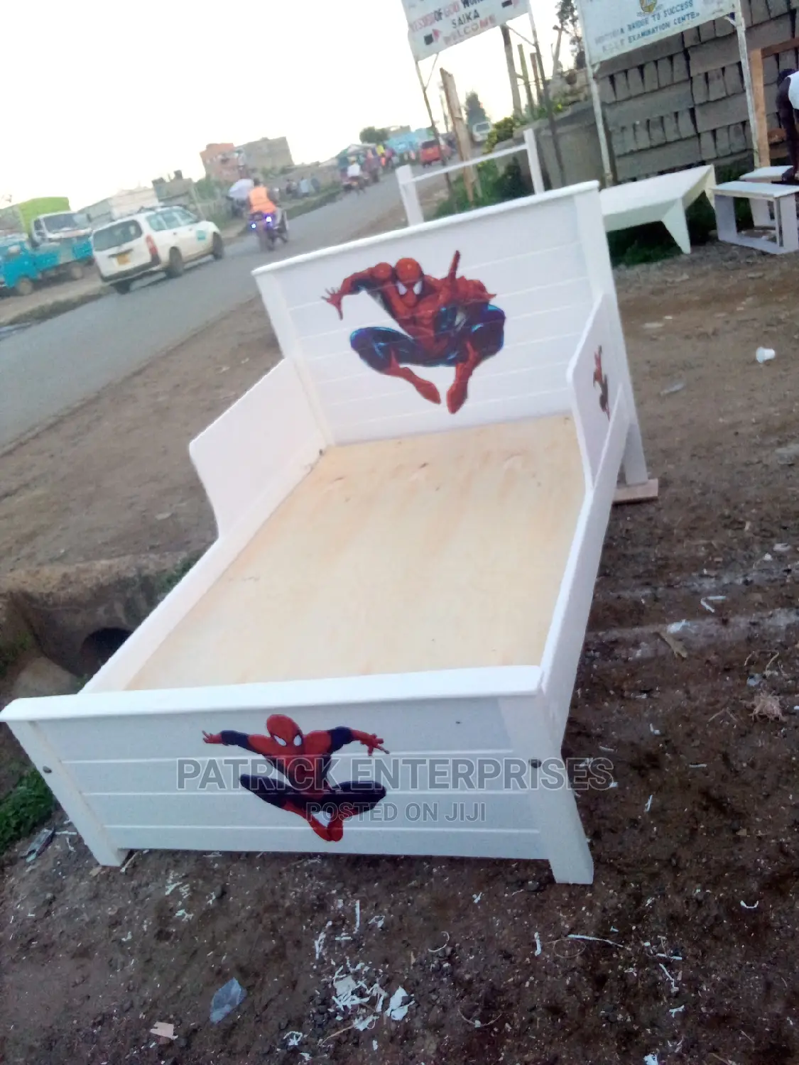 Morden Wooden Toddler Bed 4 by 6 Fitts
