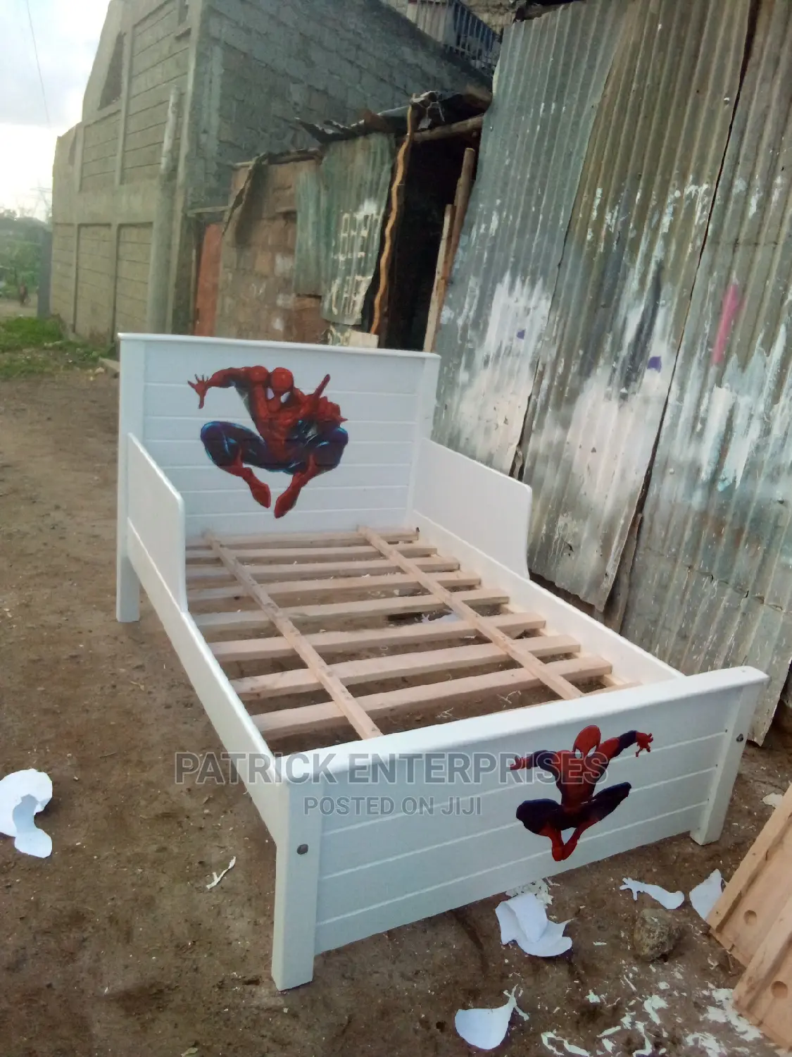 Morden Wooden Toddler Bed 4 by 6 Fitts
