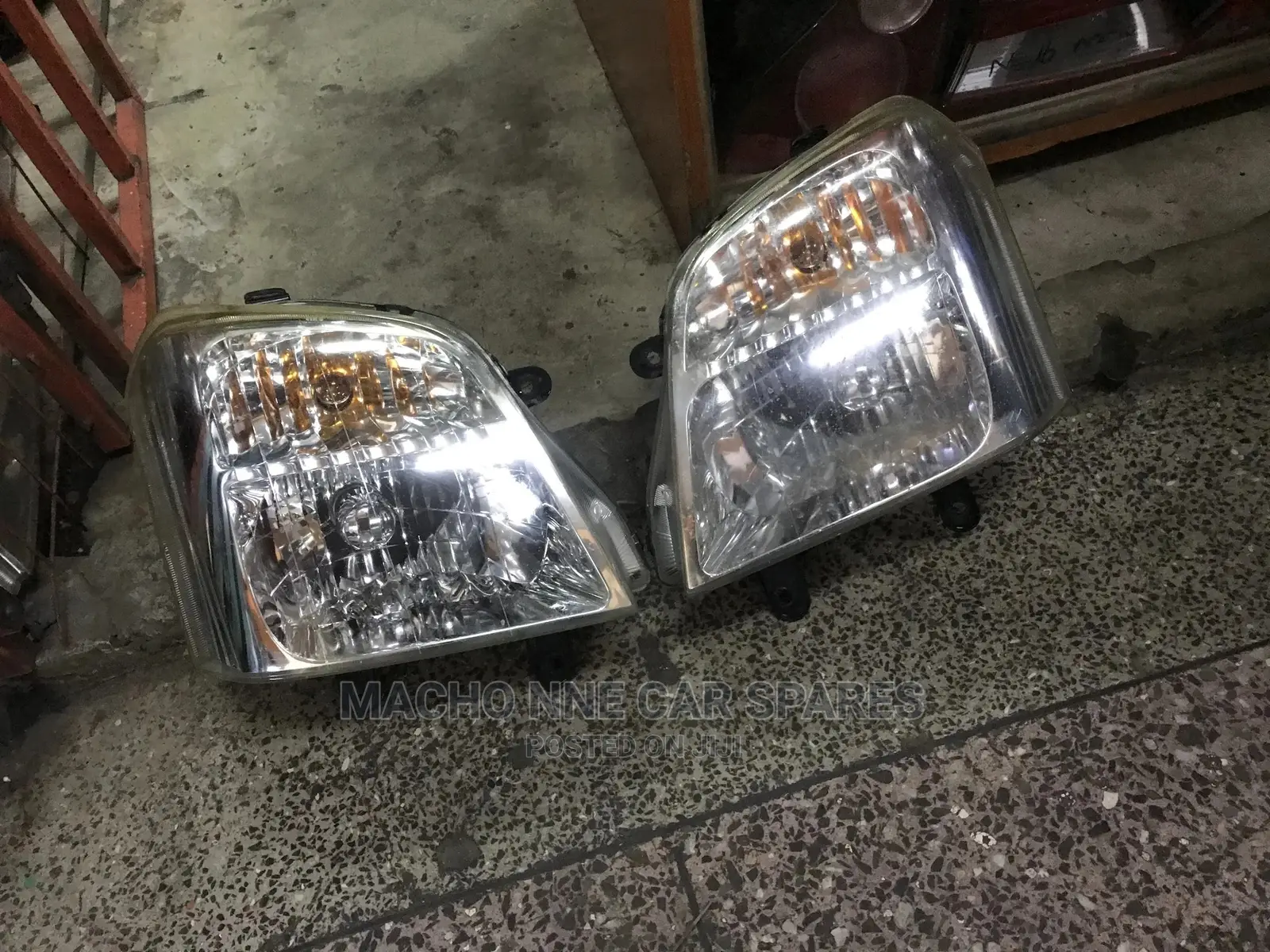Isuzu D Max Headlights