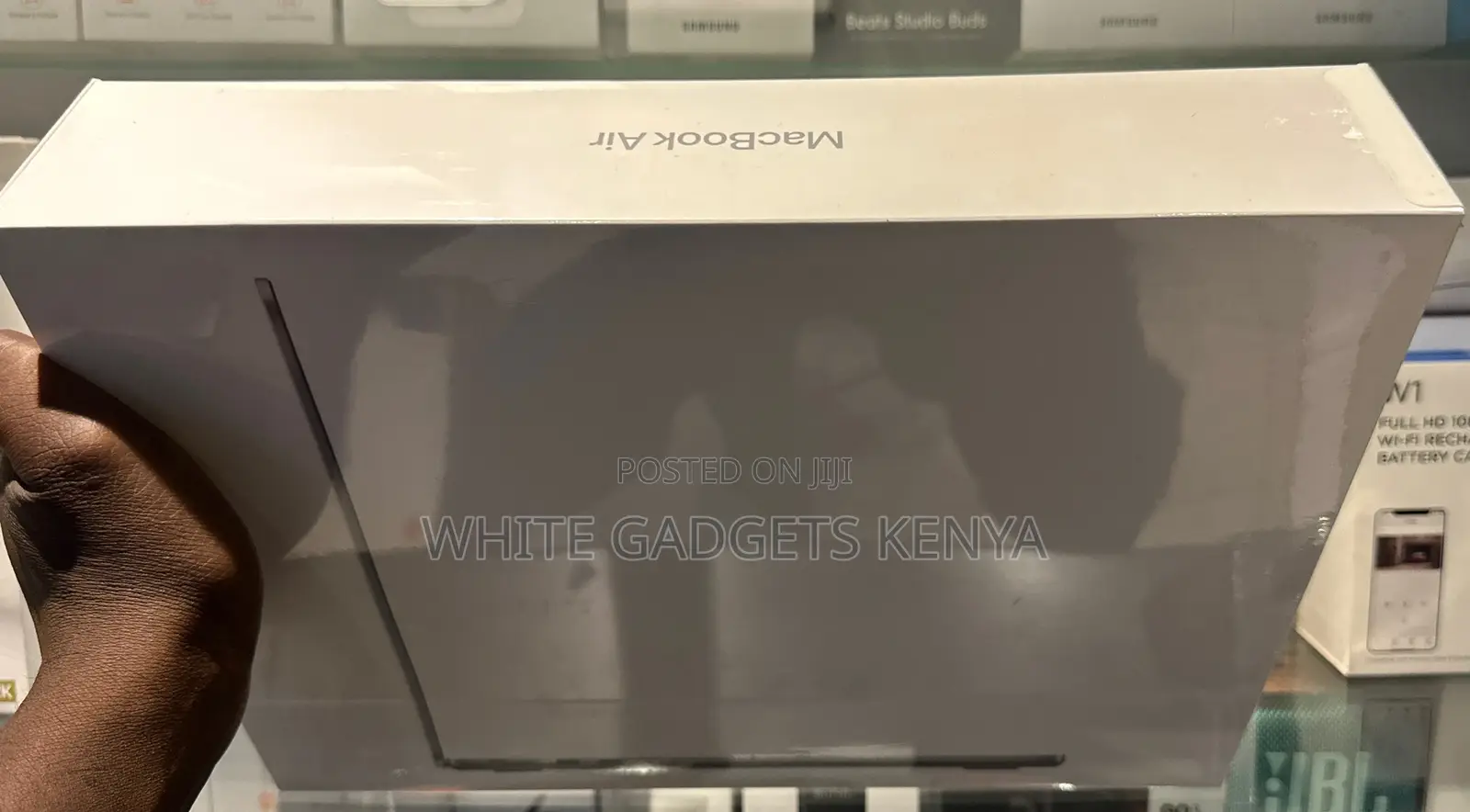 New Laptop Apple MacBook Air 2022 M2 16GB Apple M2 SSD 512GB