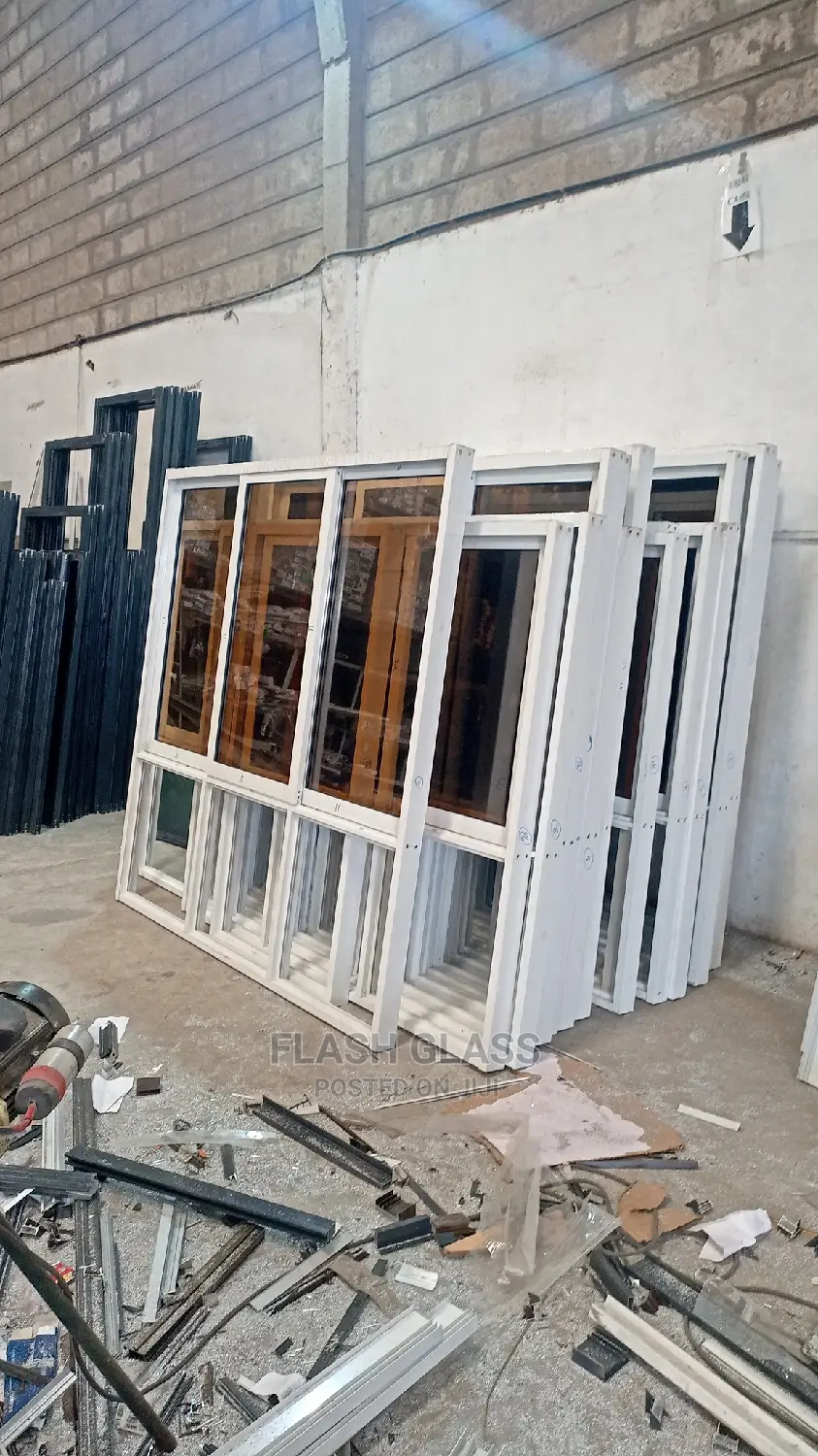 Customized Aluminium Sliding Windows (Price Per Sqm)