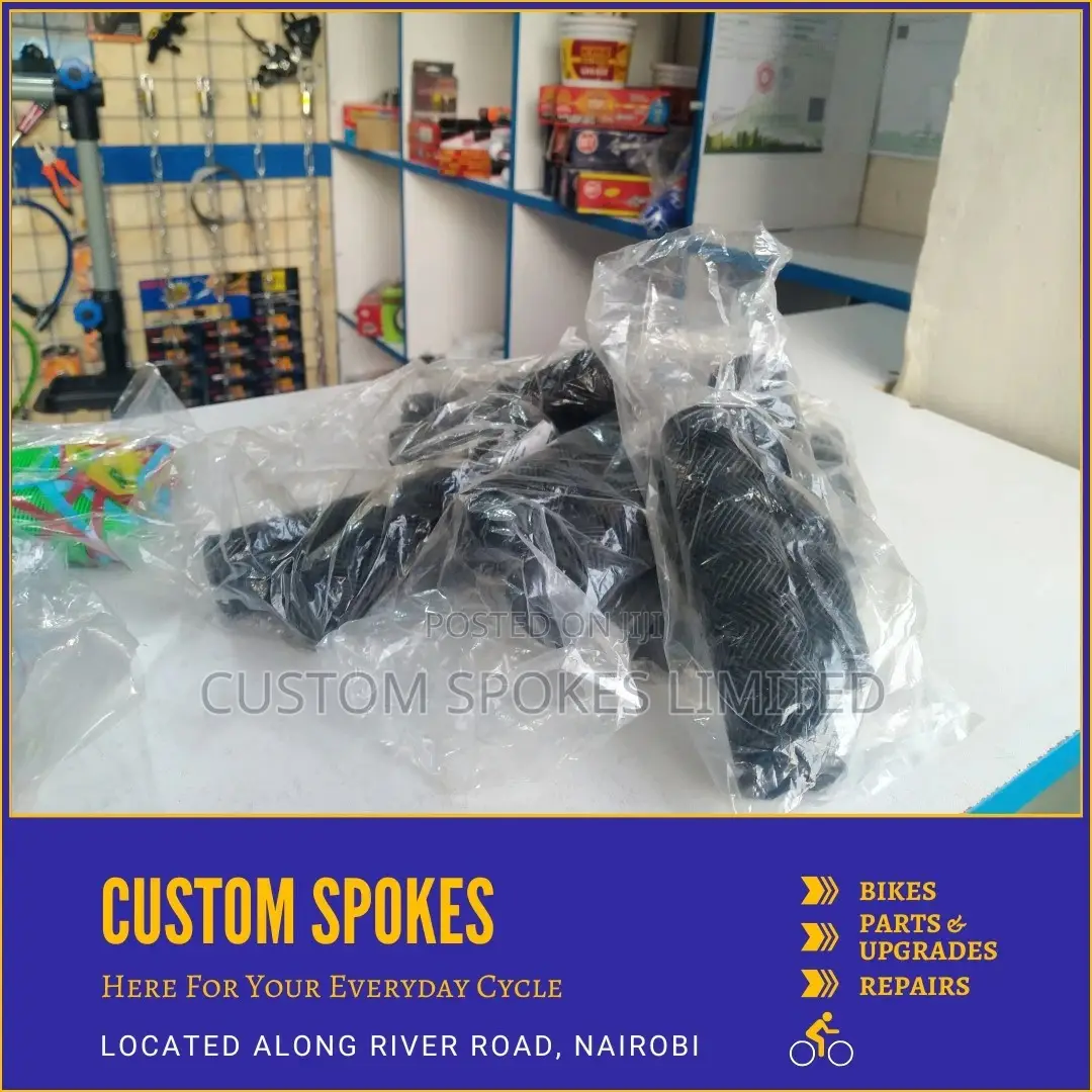 Black Handle Grips
