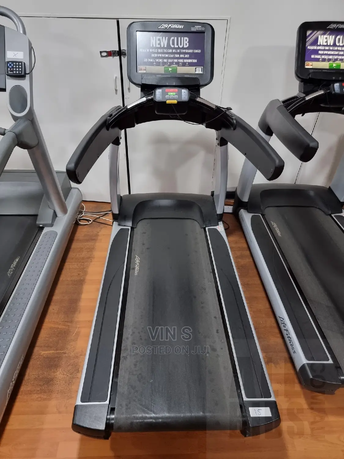 Treadmills Treadmills)) Life-Fitness Treadmills Treadmills)
