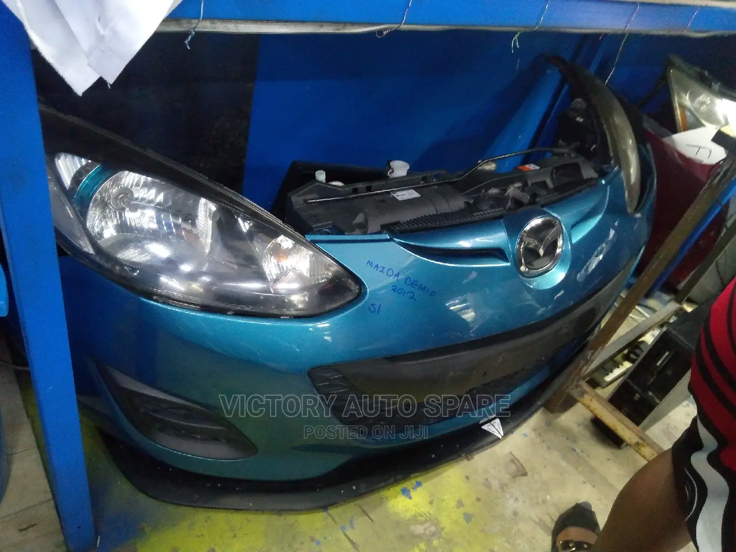 Mazda Demio Nosecut 2012-2013 Blue