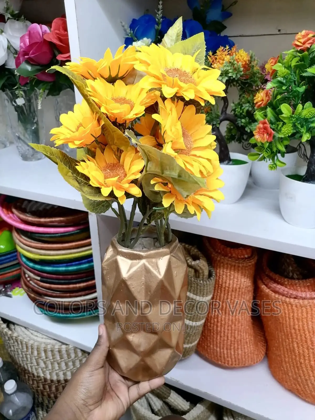 Gold Glass Fiber Vase With Sunflowers