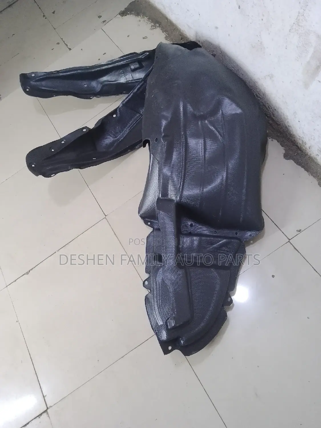 Subaru Legacy Innerfenders/ Stoneguards