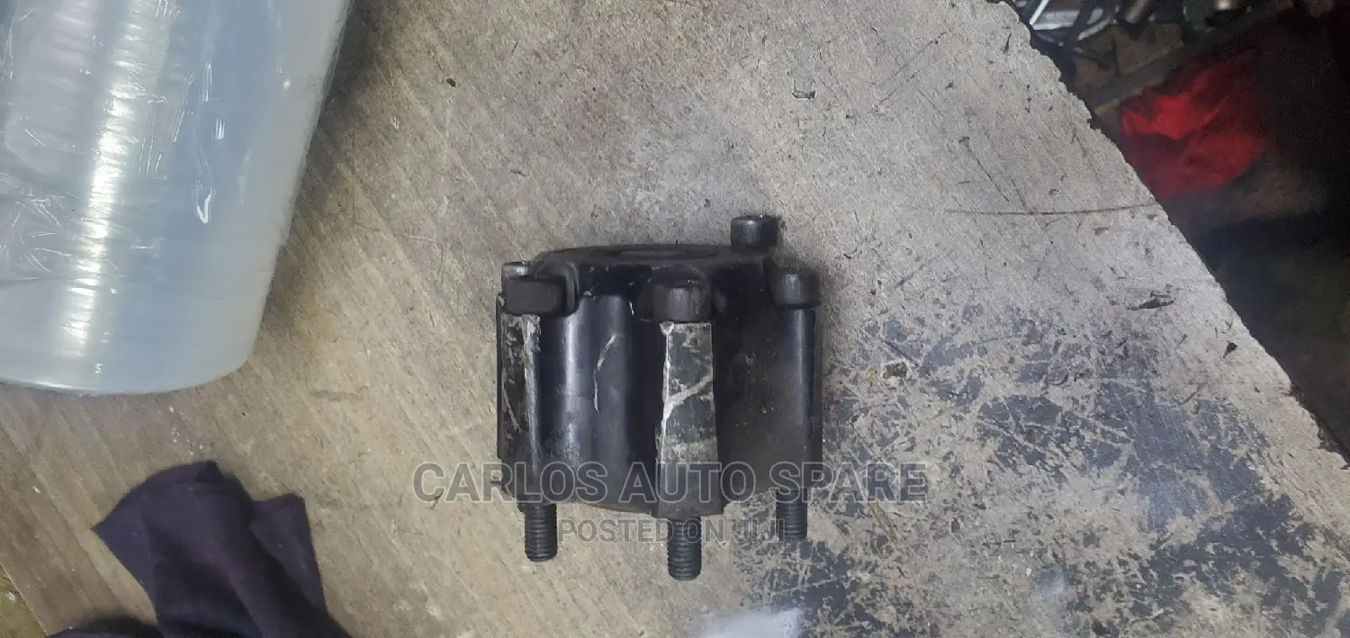 Y61 Nissan Patrlo Free Hub Lock