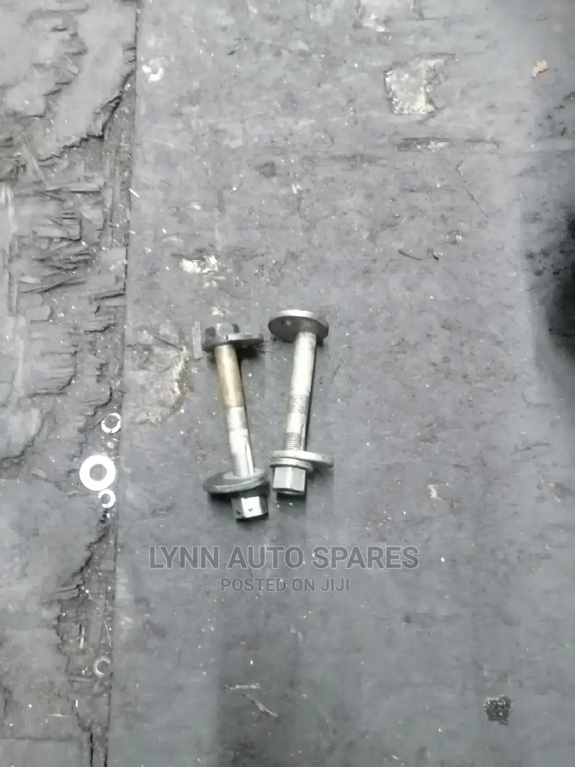 Toyota Hiace 7l Arm Kemba Bolt (Misumari)