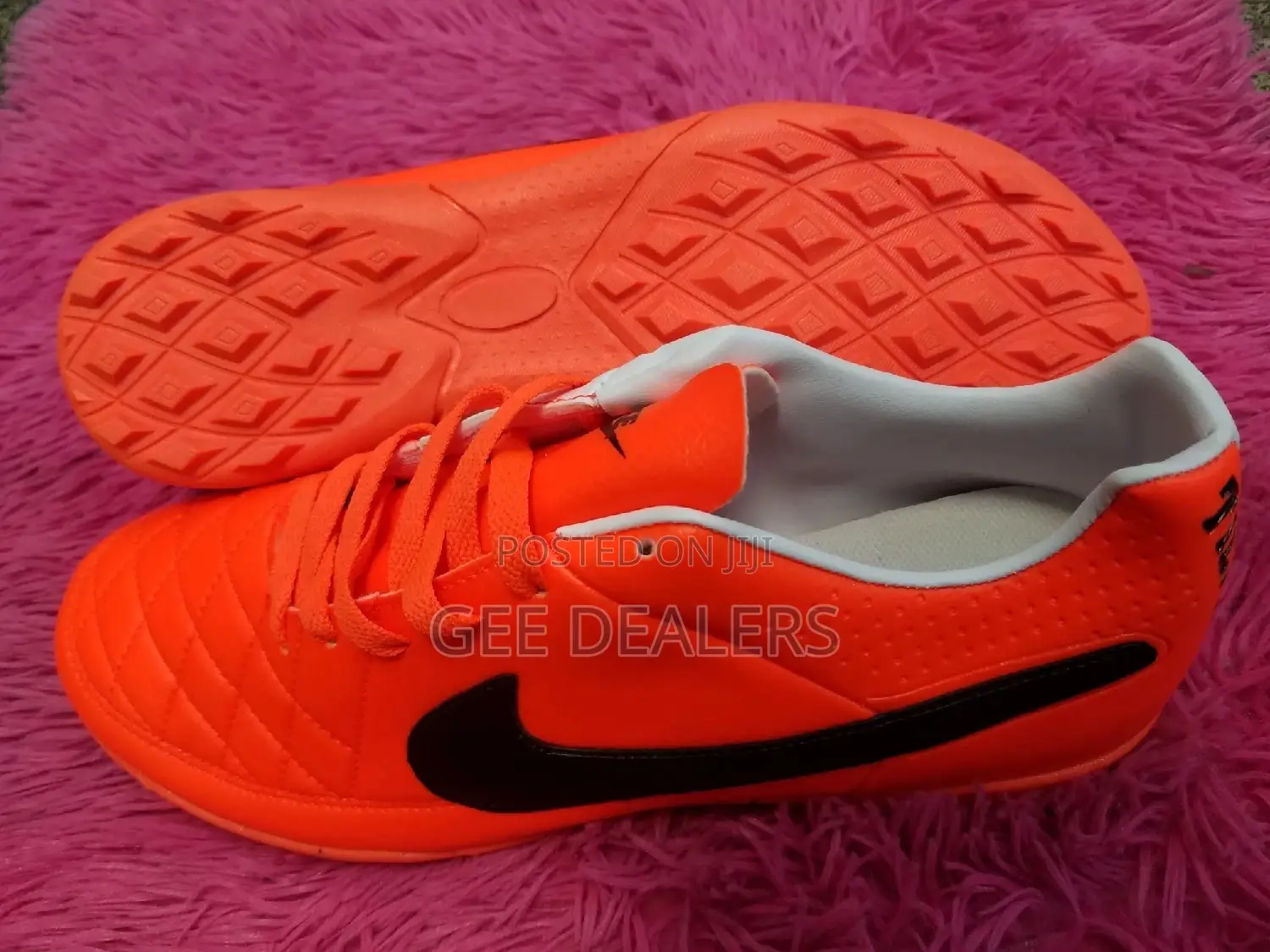 Sports/Football/Soccer Trainer Shoes