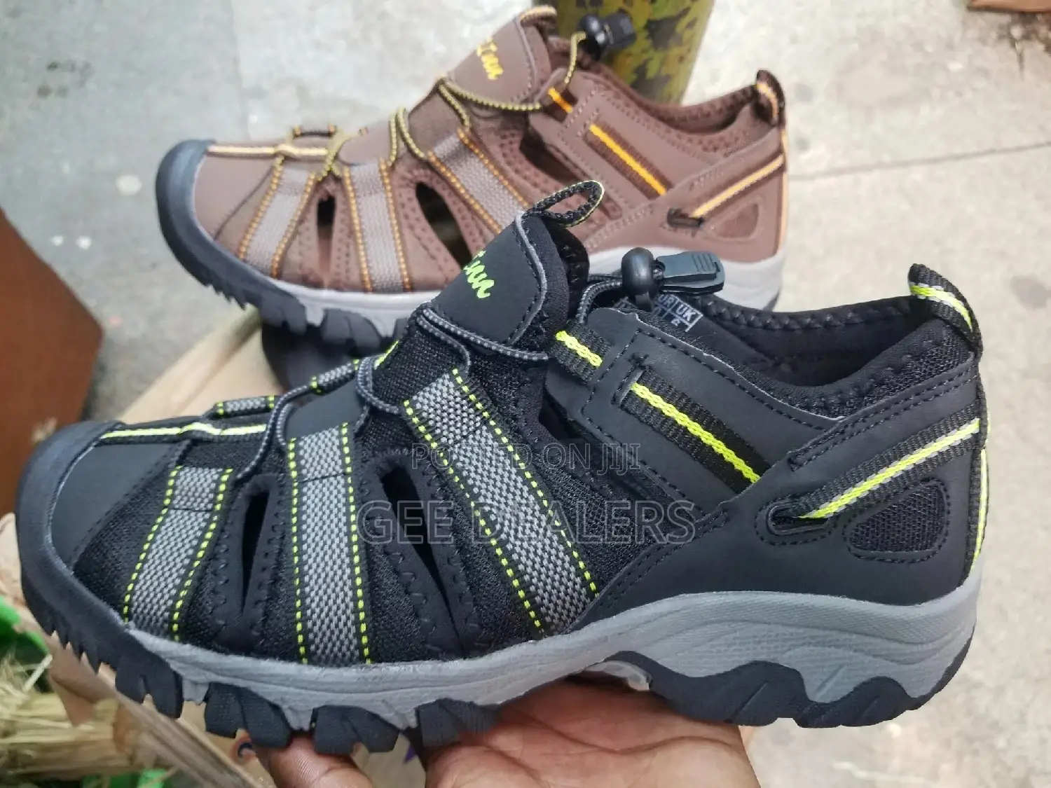 Keen Men Open Shoes