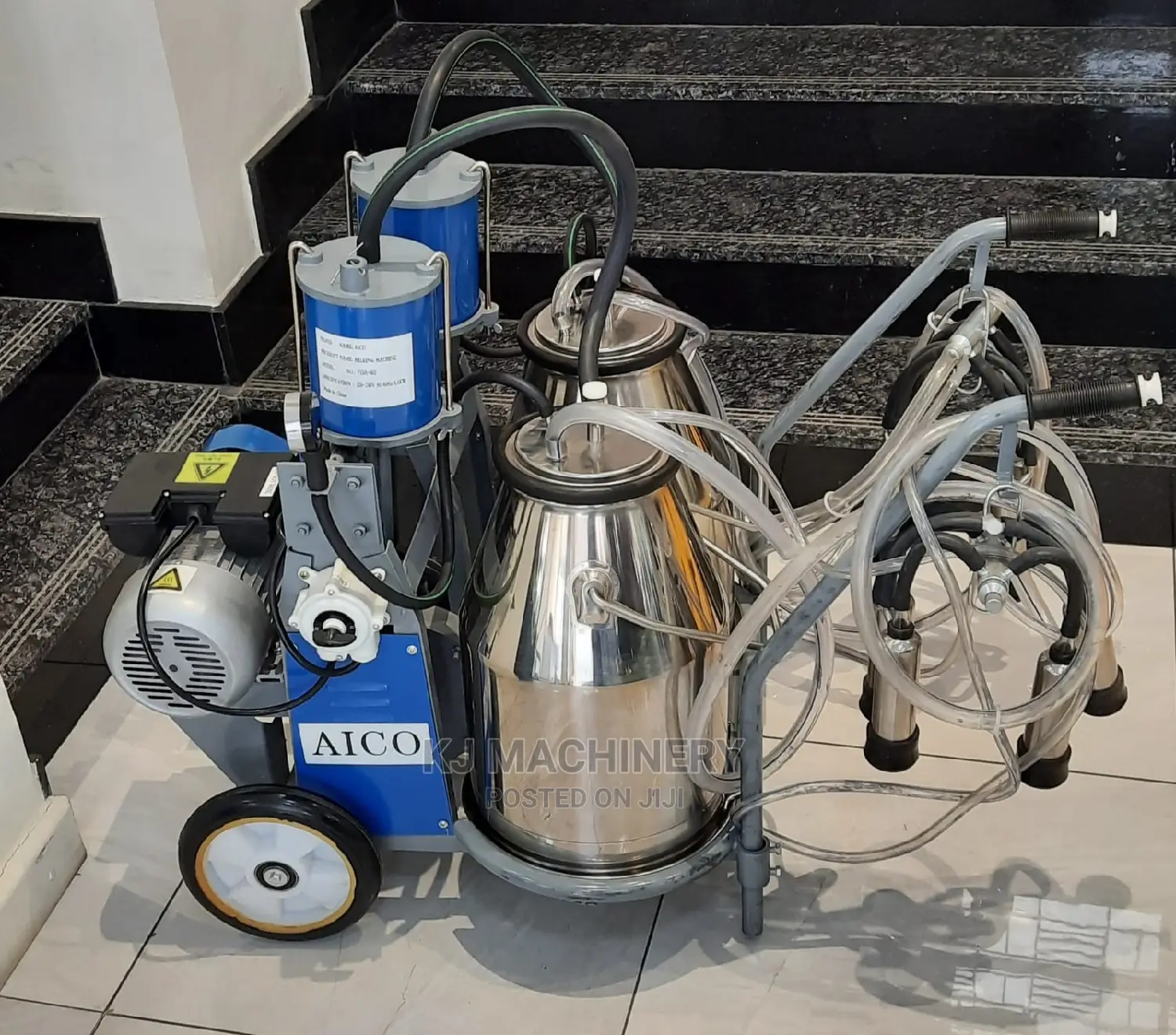 Double Barrel Milking Machine